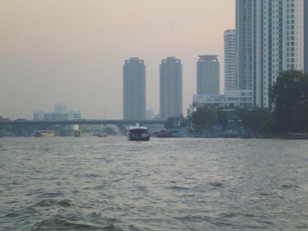 bangkok river hazy