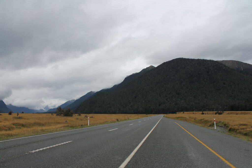 road te anau to milford sound