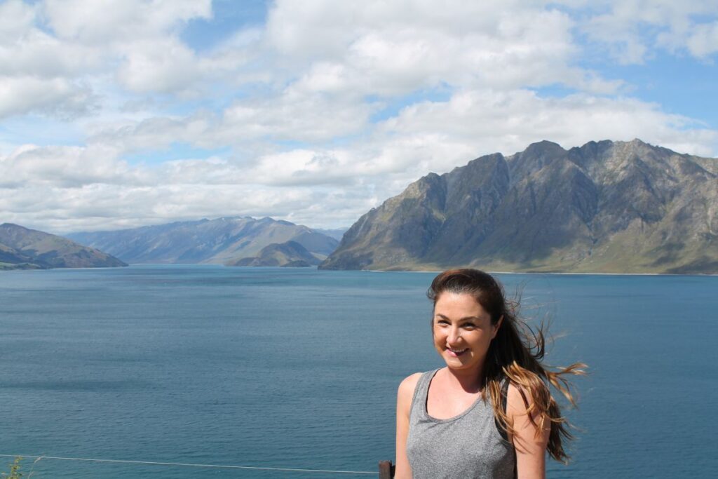 lady at lake hawea viewpoint