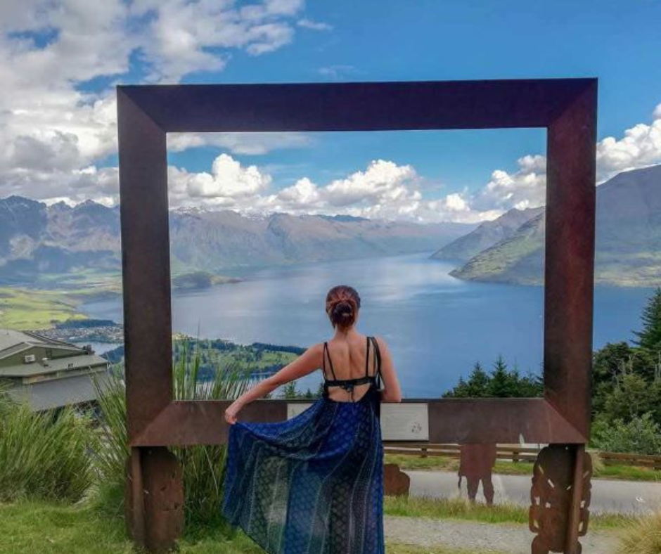 lady skyline queenstown viewpoint